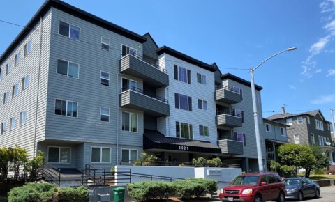 Apartments Near UW Adams Court Apartments for University of Washington Students in Seattle, WA