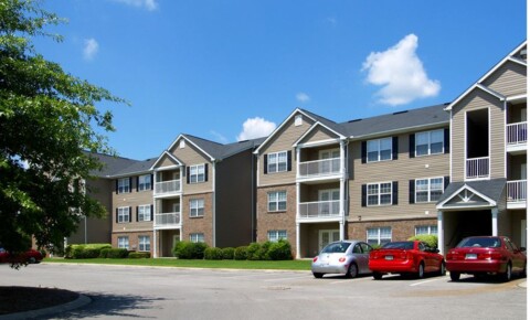 Apartments Near MTSU 1540 Place for Middle Tennessee State University Students in Murfreesboro, TN