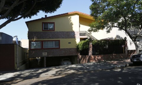 Apartments Near AIU LA Flores 1111 for American Intercontinental University Students in Los Angeles, CA