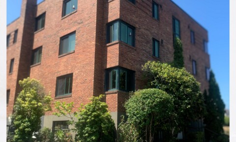 Apartments Near SU Hall Monte for Seattle University Students in Seattle, WA