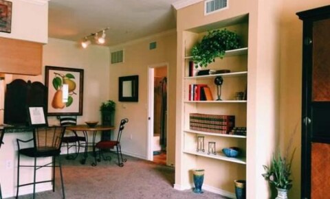 Apartments Near UNT 501 Highland Drive for University of North Texas Students in Denton, TX