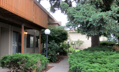 Apartments Near Pierce College (WA) Pet Friendly, Affordable, One Bedroom/One Bath for Pierce College (WA) Students in Puyallup, WA
