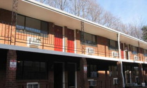 Apartments Near Virginia School of Massage Lynnhaven Apartments for Virginia School of Massage Students in Charlottesville, VA
