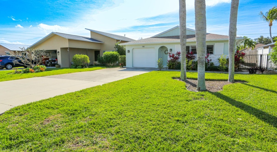 ** NAPLES PARK REMODELED 3/2 BEAUTIFUL HOME READY FOR YOU **  WALK ACROSS STREET TO MERCATO ** NO HOA PROCESS HERE **