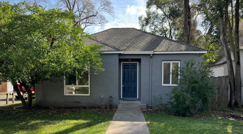 Prime Downtown Davis Location - Recently Renovated - 3 Bed / 2 Bath