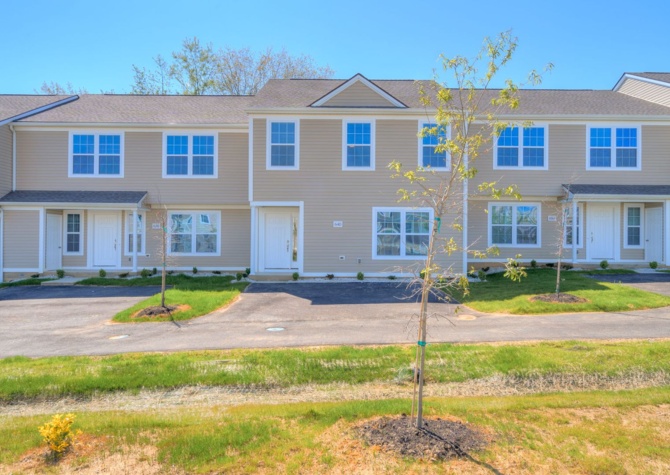Houses Near 1380 Providence Blvd | 3 Bed 3.5 Bath Townhome | August 16th