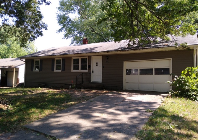 Houses Near 3 bedroom home in Independence!