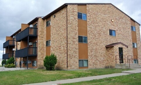 Apartments Near Minot 5 36th Ave NE for Minot Students in Minot, ND