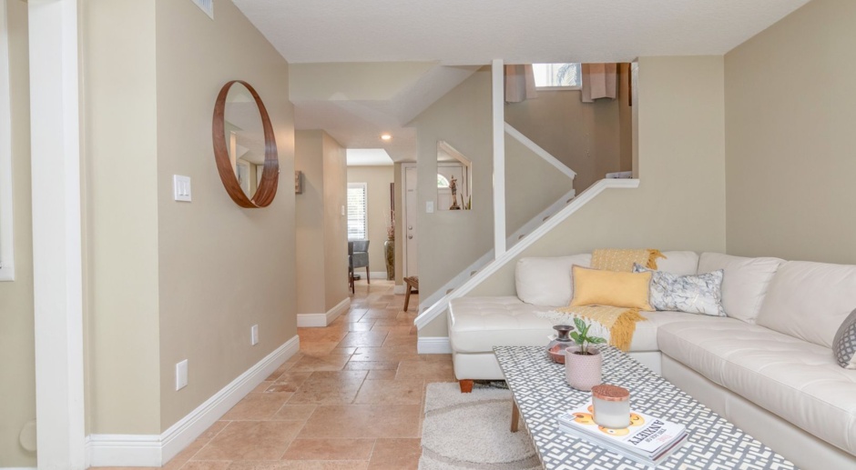 Fully Renovated 2/2.5 Townhome FOR RENT in The HEART of Winter Park!