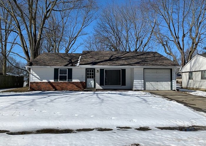Houses Near Updated ranch home in Plainfield