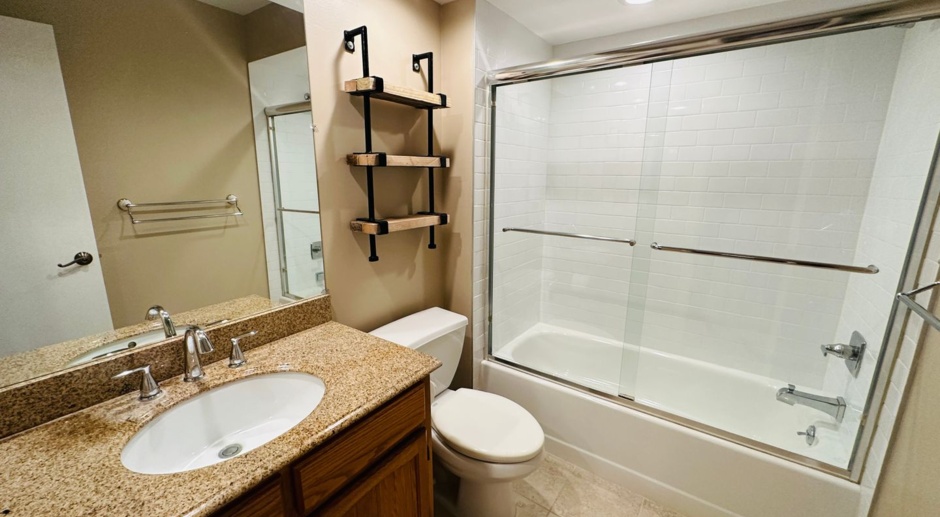 Charming 2 Bedroom 2 Bathroom Condo, Heated Pool! - Seminole