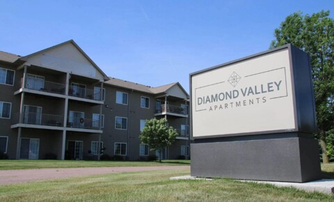Apartments Near Augie Diamond Valley Apartments for Augustana College Students in Sioux Falls, SD