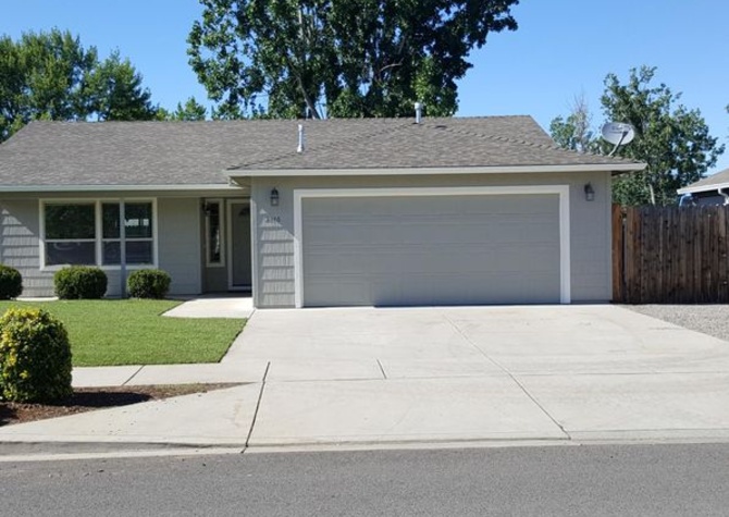 Houses Near 2346 Stonefield Way, Medford, Oregon. 