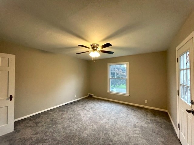 one bedroom newly renovated with AC walk to John Carroll