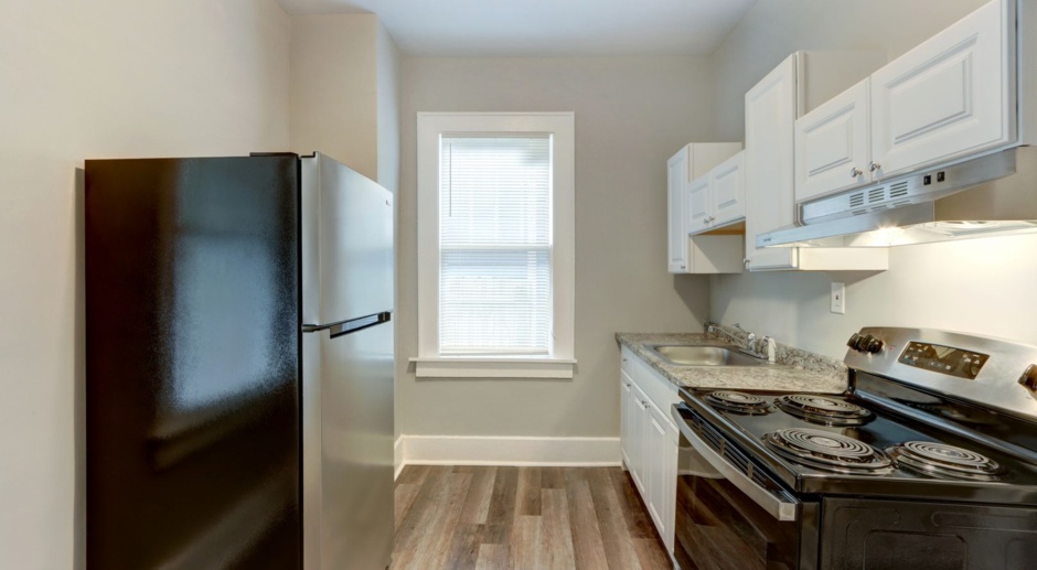 Newly Renovated 2BR/1BA Home In Downtown Savannah