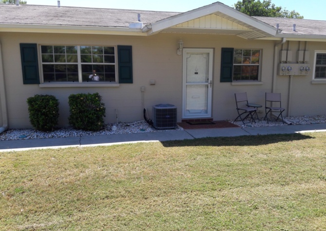 Houses Near  55+ SHORT TERM ONLY, 2/2 condo Sarasota