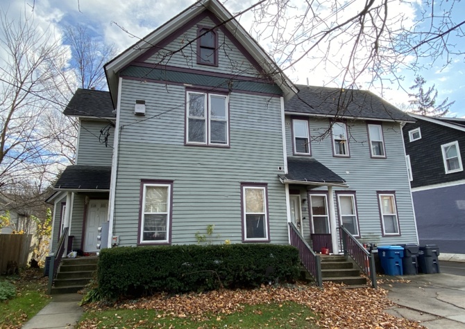 Houses Near 725 W. Vine St.- 3 Bedroom Building with