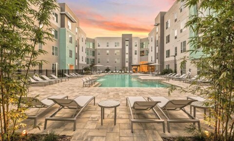 Apartments Near Keiser University-Orlando 9301 Summit Centre Way for Keiser University-Orlando Students in Orlando, FL