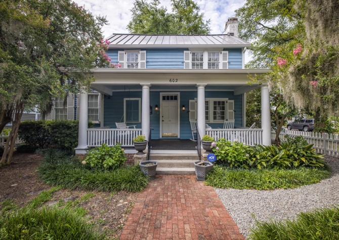 Houses Near Historic Downtown Wilmington / Southern Charm 