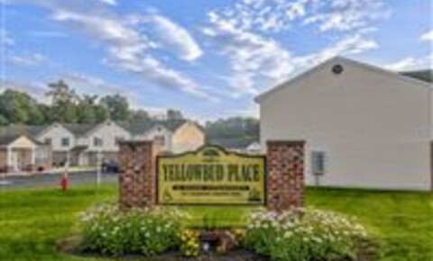 Apartments Near Eastern West Virginia Community & Technical College Yellowbud Place for Eastern West Virginia Community & Technical College Students in Moorefield, WV
