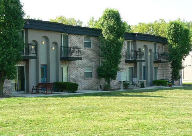 Apartments Near Glen Arbor