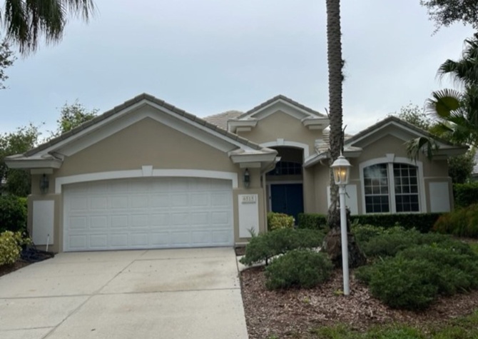 Houses Near Rent a luxurious golf course lifestyle home in Sarasota, FL