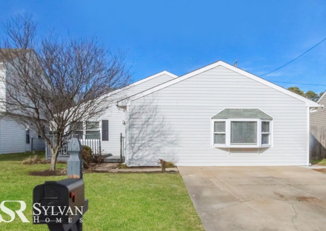 Houses Near Lovely 3BR 2BA home is move-in ready!