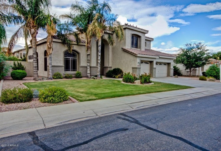COMING SOON!! 5 bed 3 bath, 3000 + SFT with pool in Carino Estates, Chandler