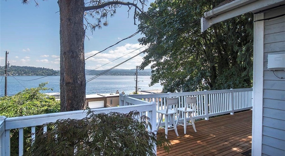 3 bed / 1 bath home with stunning 180 degree view of Lake Washington!