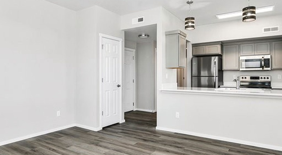 Modern 2-Bed, 2-Bath Apartment with Special Offers and Community Amenities in Meridian