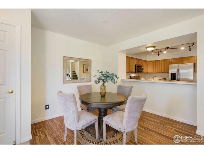 Cozy 2 Bedroom, 3 Bath Townhome located in Fort Collins!