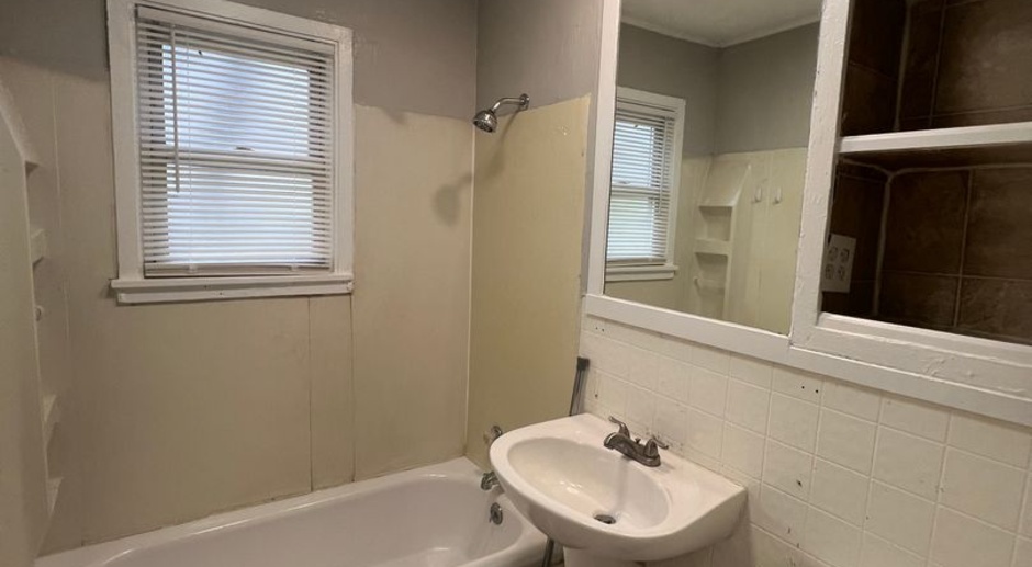 3 bedroom, 1 bathroom home in Columbus