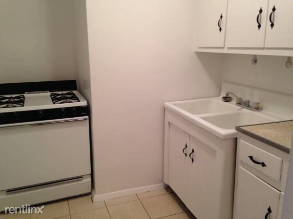 Immaculate 1 Bedroom CO-OP Apartment on 1st Floor of Elevator Building - Located in Yonkers