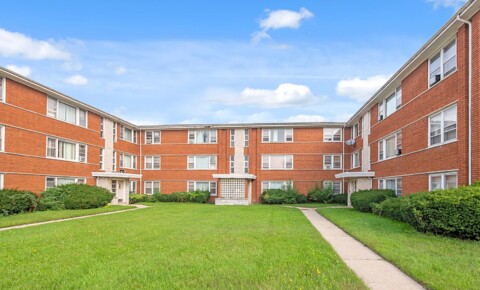 Apartments Near South Suburban College  2830-42 W 87th St for South Suburban College  Students in South Holland, IL