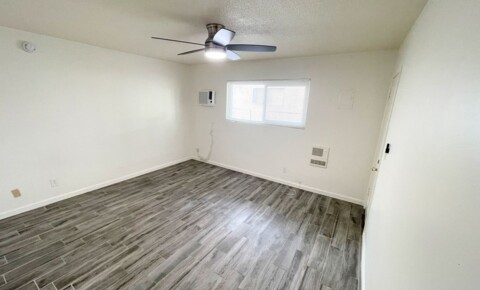 Apartments Near Santa Clarita Utilities included! Nicely updated studio with Kitchenette, AC and Heat! for Santa Clarita Students in Santa Clarita, CA