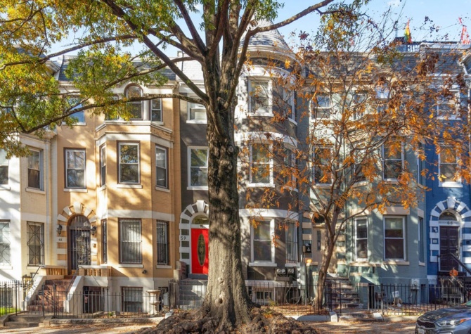 Houses Near Renovated 1br 1ba in Ledroit Park, NW DC 