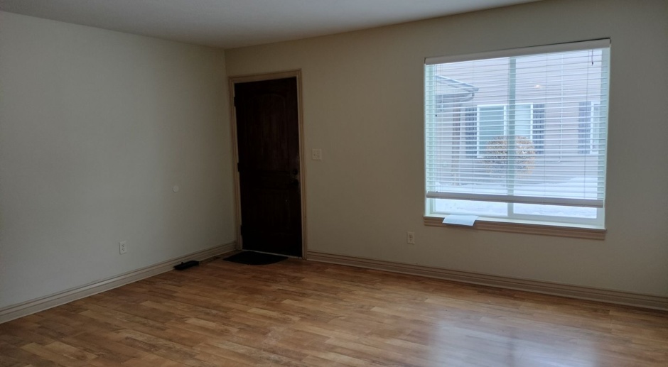 2 bed 1.5 bath Townhome in The Meadows-NEW PAINT AND CARPET LAST YEAR-