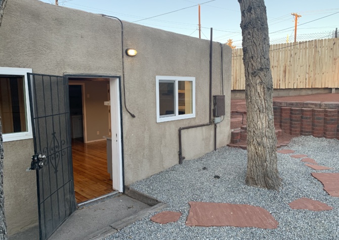 Houses Near Gorgeous, Totally Updated Casita w/ Huge Yard Next to Roosevelt Park