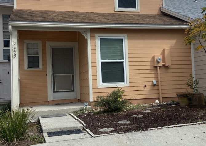 Houses Near 3 Bedroom 2 Bath Townhome For Rent