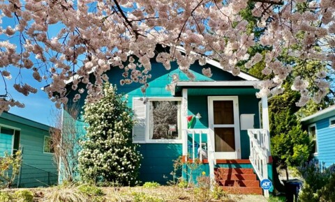 Houses Near ITT Technical Institute-Seattle Highly Desirable Rainer Valley 3 bed, 2 bath home! Must See! for ITT Technical Institute-Seattle Students in Seattle, WA
