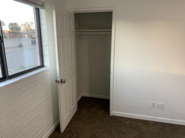 Looking for a third roommate to share a house