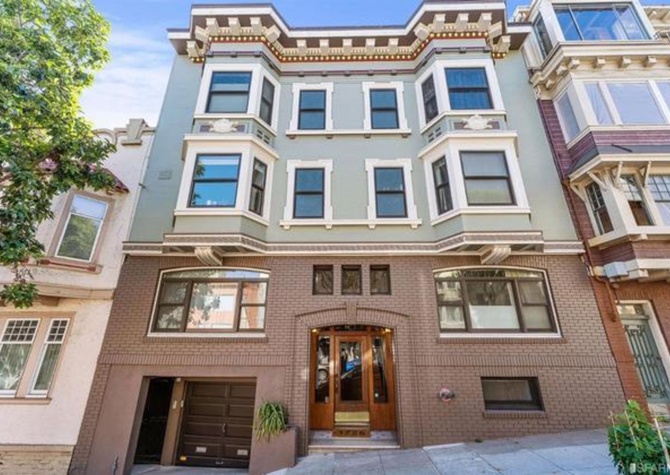 Houses Near Spacious 2 Bed/2 Bath unit in Russian Hill