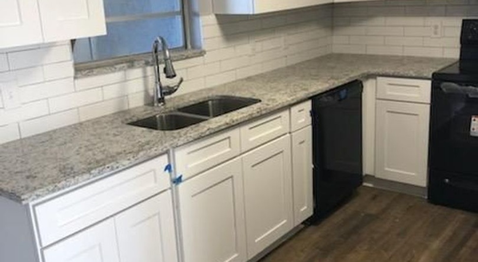 Fully renovated town home in Tuscony Circle