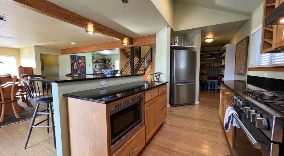 GORGEOUS 5 Bed 4 Bath Home in Boulder- Available March 1st