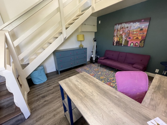unique loft apartment short term rental walking distance to CSULB in private home
