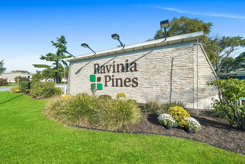 Ravinia Pines MHC LLC