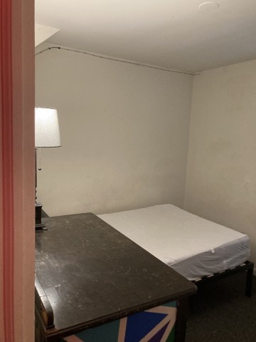 517$ a month room in house