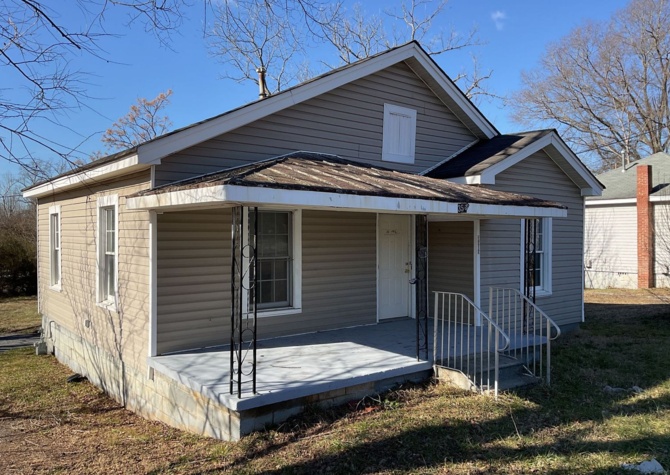 Houses Near Two bedroom home in Gastonia 