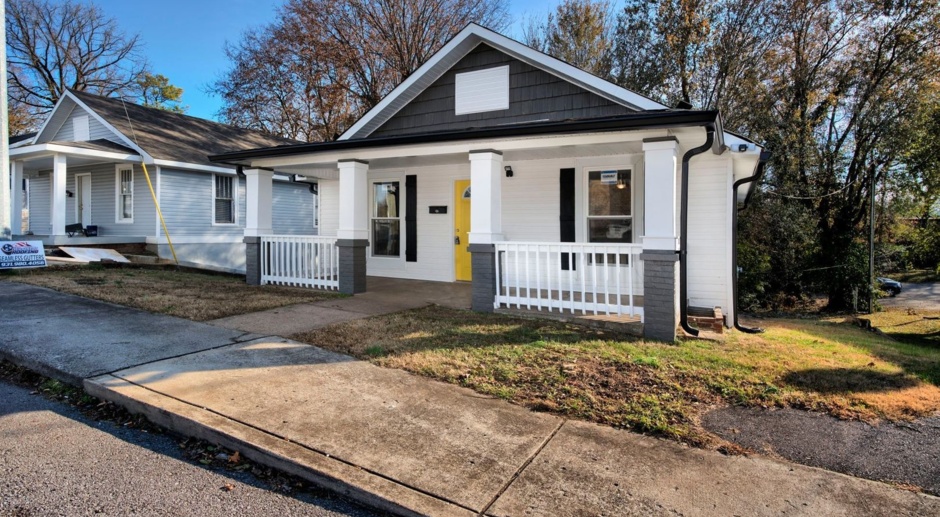 2 Bedroom Home For Rent Near The Old Train Station!