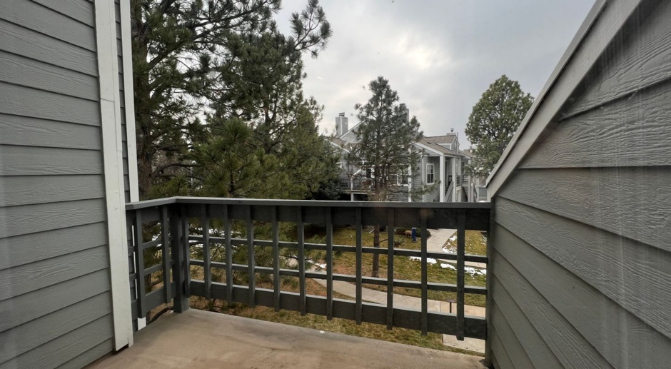 Spacious 2 Bed 1.5 Bath Townhome in Boulder - Available 12/22!